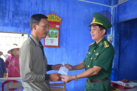 6 ngư dân bị nạn trên vùng biển Trường Sa đã vào bờ an toàn