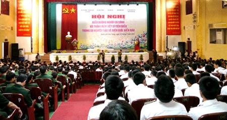 Biểu dương 246 người có công trong sự nghiệp bảo vệ biên giới, biển đảo Toàn quốc