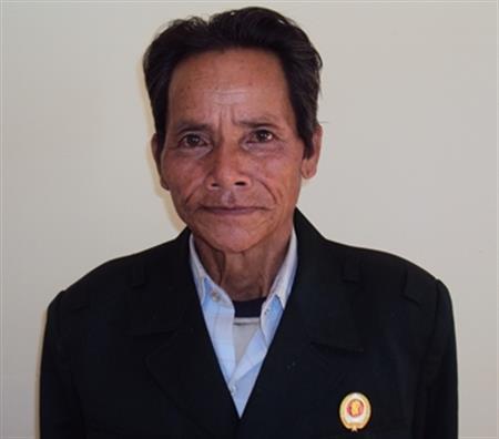 Tấm gương già làng A Mang