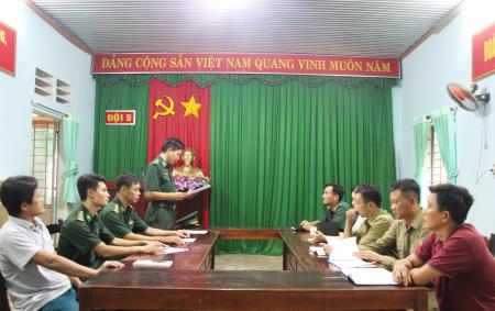 Chung tay giữ vững bình yên biên giới