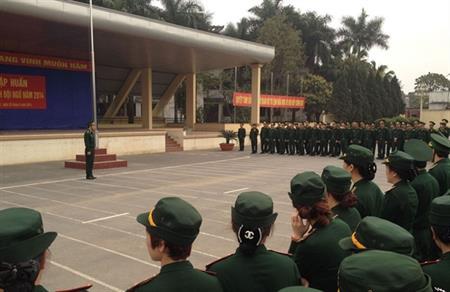 Cán bộ, chiến sĩ cơ quan Bộ Tư lệnh BĐBP phấn khởi, hăng say luyện tập nghiêm túc trên thao trường.
