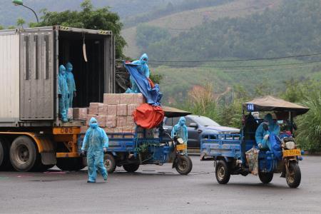 Xuất khẩu nông sản tiếp tục gặp khó khăn
