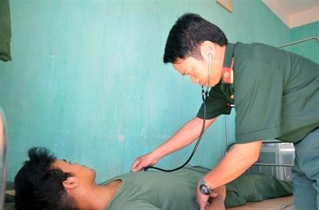 Người Bác sỹ chỉ tiến không lùi
