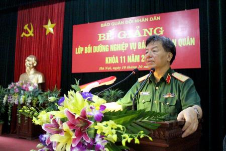 Bế giảng Lớp bồi dưỡng nghiệp vụ báo chí toàn quân khóa 11