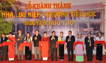 Chủ tịch nước khánh thành công trình Tiểu học Nguyễn Hữu Thọ tại Mường Tè