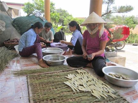 Đặc sản khoai gieo trên“vùng đất chết”