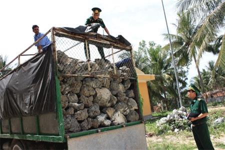 Chủ động đẩy lùi tình trạng buôn lậu