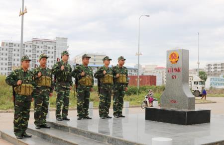 Vì sự hài lòng của nhân dân...