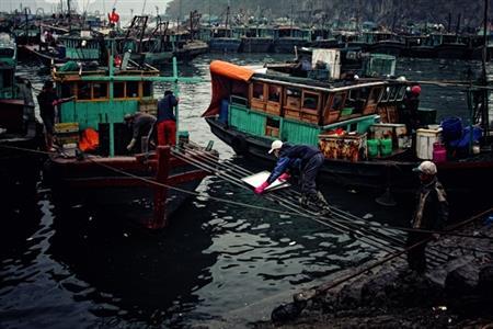 Tám giờ nơi "thăm thẳm ánh sao trời"