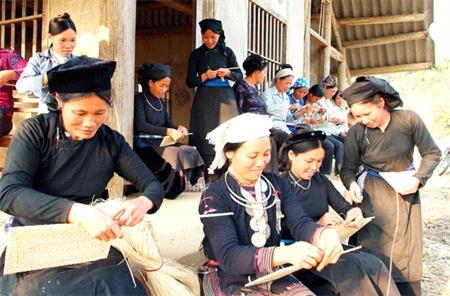 Dạy nghề cho đồng bào dân tộc thiểu số: Cần mở rộng đối tượng