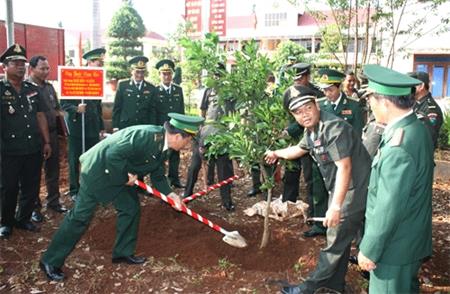 BĐBP Đăk Lăk hội đàm với tỉnh đội Mul Đôl Ki Ri