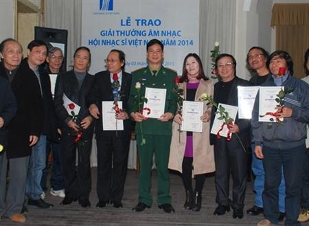 Nhạc sĩ của núi rừng