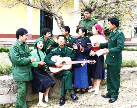 Đón Tết trên chiến hào biên giới