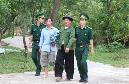 Bắt giữ nhóm đối tượng người Mông vượt biên sang Lào