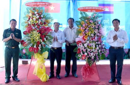 Giao lưu nhân dân biên giới hai xã Lộc Thịnh và Choam Kara Viên
