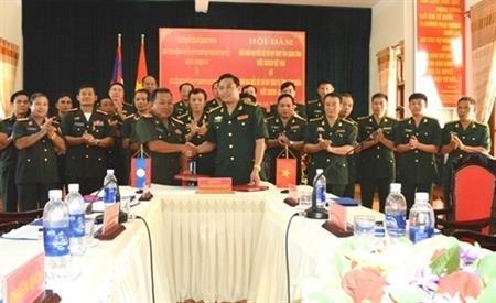 BĐBP Quảng Bình và Bộ Chỉ huy Quân sự tỉnh Khăm Muộn hội đàm, ký kết phối hợp