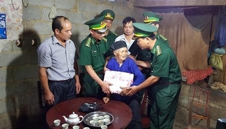 Nghĩa tình Trà Lĩnh