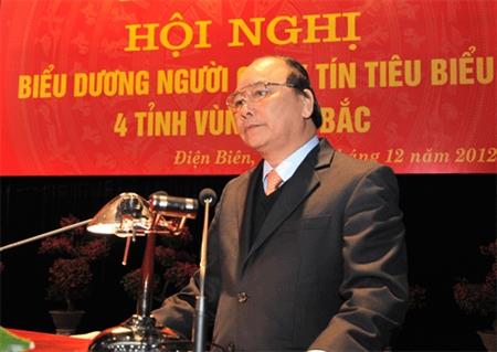 Hôi nghị Biểu dương người có uy tín tiêu biểu 4 tỉnh vùng Tây Bắc