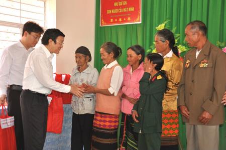 Xây dựng Quảng Trực thành xã kiểu mẫu trên biên giới