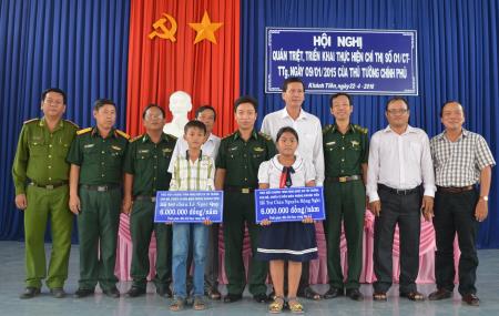 Thêm yêu thương cùng em đến trường