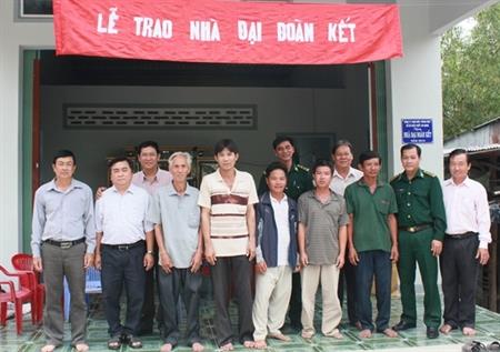 Bao năm nhà lá, qua rồi