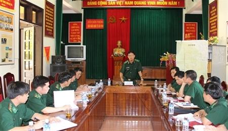 Thiếu tướng Nguyễn Văn Nam làm việc tại BĐBP Hà Tĩnh