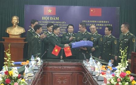 Hội đàm Nghiệp vụ Biên phòng cửa khẩu Việt Nam - Trung Quốc
