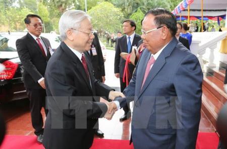 Tiếp tục làm sâu sắc thêm quan hệ đoàn kết đặc biệt Việt Nam-Lào