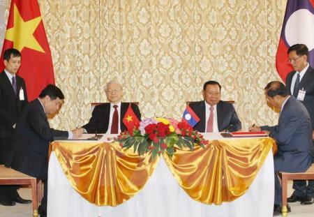 Tuyên bố chung Việt Nam-Lào nhân chuyến thăm của Tổng Bí thư Nguyễn Phú Trọng