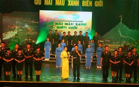 Giao lưu nghệ thuật “Giữ mãi màu xanh biên giới”