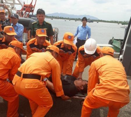 Cấp cứu kịp thời thuyền viên nước ngoài bị đau ruột thừa