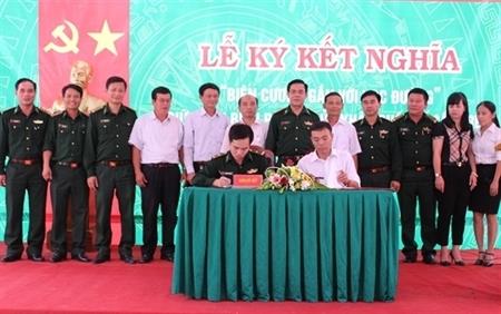 Tổ chức ký kết nghĩa “Biên cương gắn với học đường”