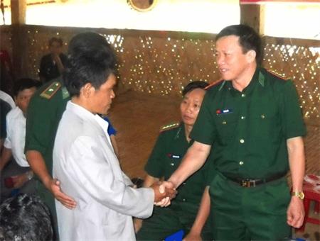 Nghĩa tình Việt - Lào