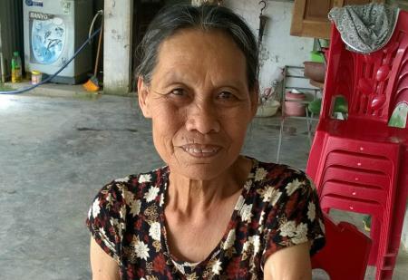Bị thương, không có mảnh kim khí trong người không giải quyết!?