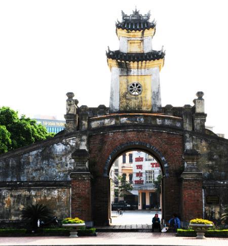 Những điều ít biết về Lũy Thầy