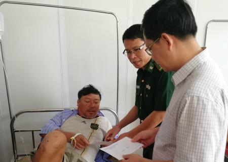 Đưa toàn bộ ngư dân của 2 tàu cá Nghệ An bị đâm chìm trên biển vào bờ an toàn