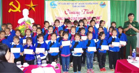 Cao Bằng triển khai thực hiện chương trình Đồng hành cùng phụ nữ biên cương