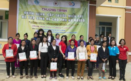 Tiếp thêm động lực thoát nghèo cho phụ nữ Phong Nặm