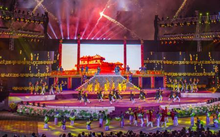 Gần 1,2 triệu lượt người đến với Festival Huế 2018