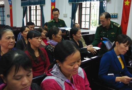 Tuyên truyền pháp luật cho 200 người dân ở khu vực biên giới biển Thái Bình
