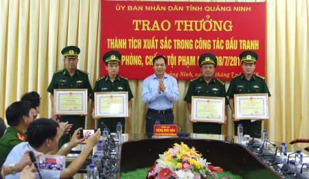 Khen thưởng BĐBP Quảng Ninh vì thành tích xuất sắc trong đấu tranh phòng chống tội phạm
