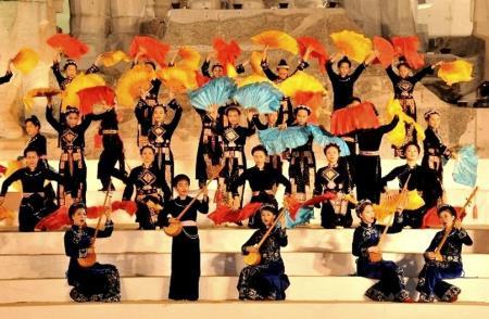 Ngày hội tôn vinh giá trị văn hóa truyền thống các dân tộc vùng Đông Bắc