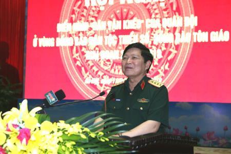 Tuyên dương điển hình “Dân vận khéo” của quân đội ở vùng đồng bào dân tộc thiểu số, đồng bào tôn giáo giai đoạn 2013 - 2018