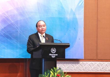 Mỗi phụ nữ, trẻ em gái đều phải có quyền bình đẳng trong gia đình và xã hội