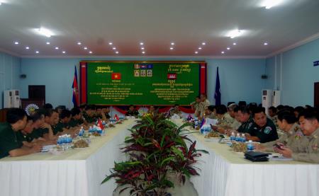 BĐBP An Giang hội đàm bảo vệ biên giới