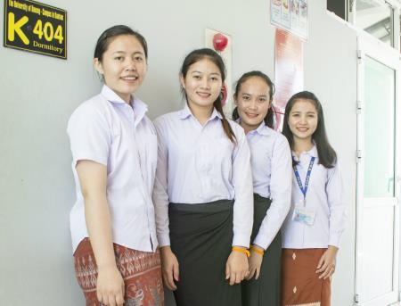 Hỗ trợ đào tạo đại học cho Lào và Campuchia