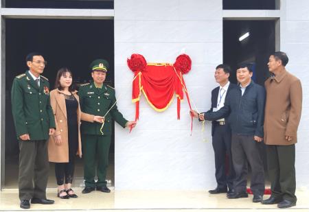 Khánh thành, bàn giao nhà tình nghĩa cho gia đình chính sách