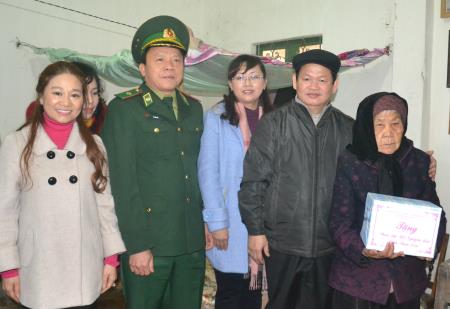 Phát huy sức mạnh toàn dân xây dựng, bảo vệ vững chắc biên cương