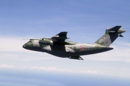 Máy bay quân sự KC-390 của Embraer đạt được chứng chỉ ANAC của Brazil