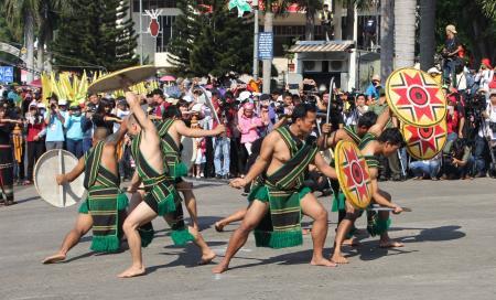 Lễ hội đường phố 2017: Đa sắc màu, đậm đà bản sắc văn hóa các dân tộc Tây Nguyên
